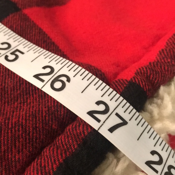 True Craft Buffalo Plaid Shacket Mens Sz M Red Black Sherpa Lined Flannel Shirt - Picture 9 of 11